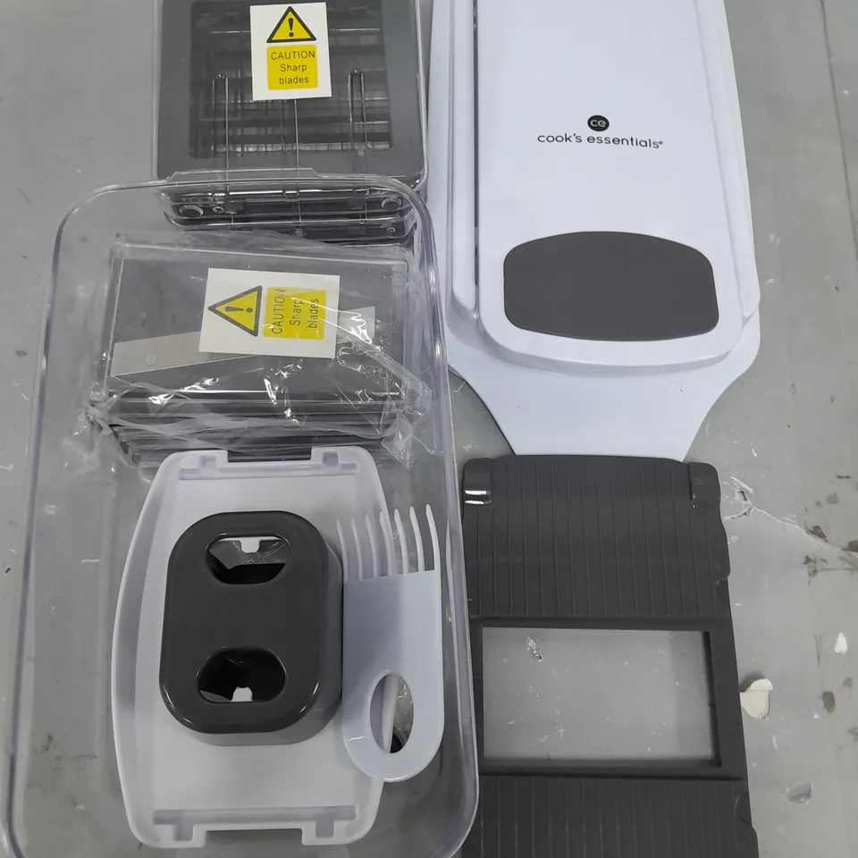 BOXED COOK'S ESSENTIALS CHOPPER 8 SLICE & DICE BLADES