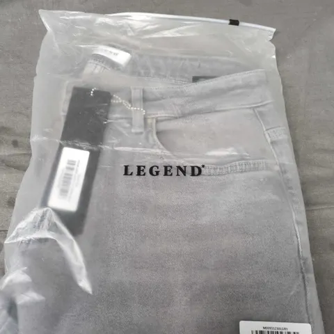 LEGEND SLIM JEANS 2.0 – LIGHT GREY WASH, UK 32 (US 32/30)