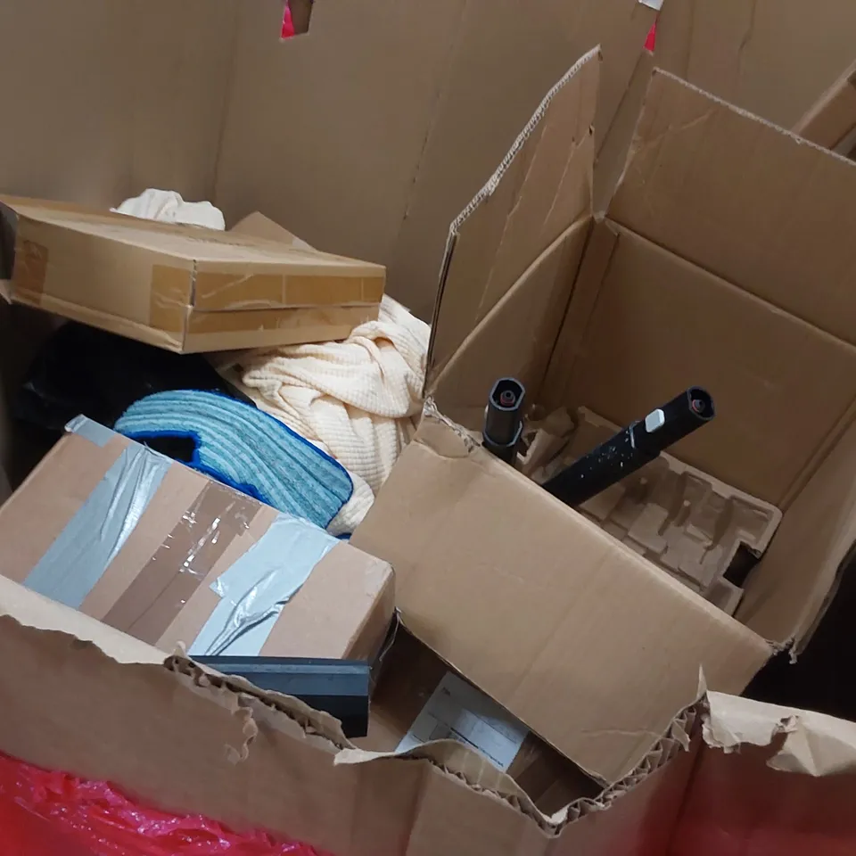 LARGE PALLET OF ASSORTED HOUSEHOLD PRODUCTS TO INCLUDE; OYU INSTANT HOT WATER DISPENSER, JUDGE ELECTRIC POTATO PEELER, L SHAPE RECLINER SOFA COVER, JUDGE SAUTEE PAN AND COOKTRON DOUBLE INDUCTION COOKE