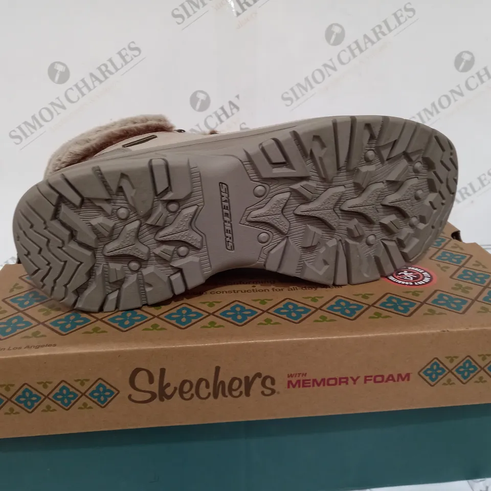 SKECHERS TREGO LACE UP FAUX FUR CUFF WATERPROOF BOOT