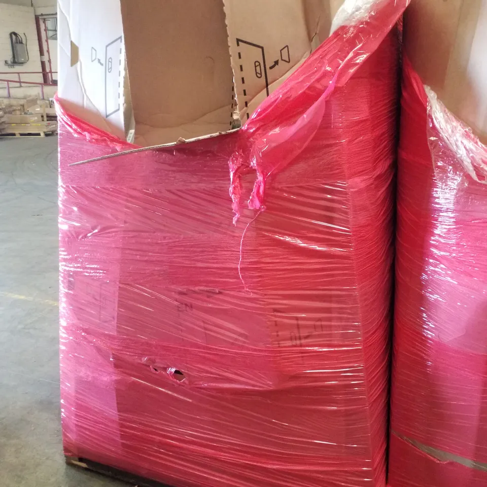 PALLET CONTAINING ASSORTED PRODUCTS INCLUDING OFFICE CHAIR, TRUNKI SUITCASE, TRADITIONAL TABLETOP EASEL, LED CEILING LIGHT & TENSION ROD