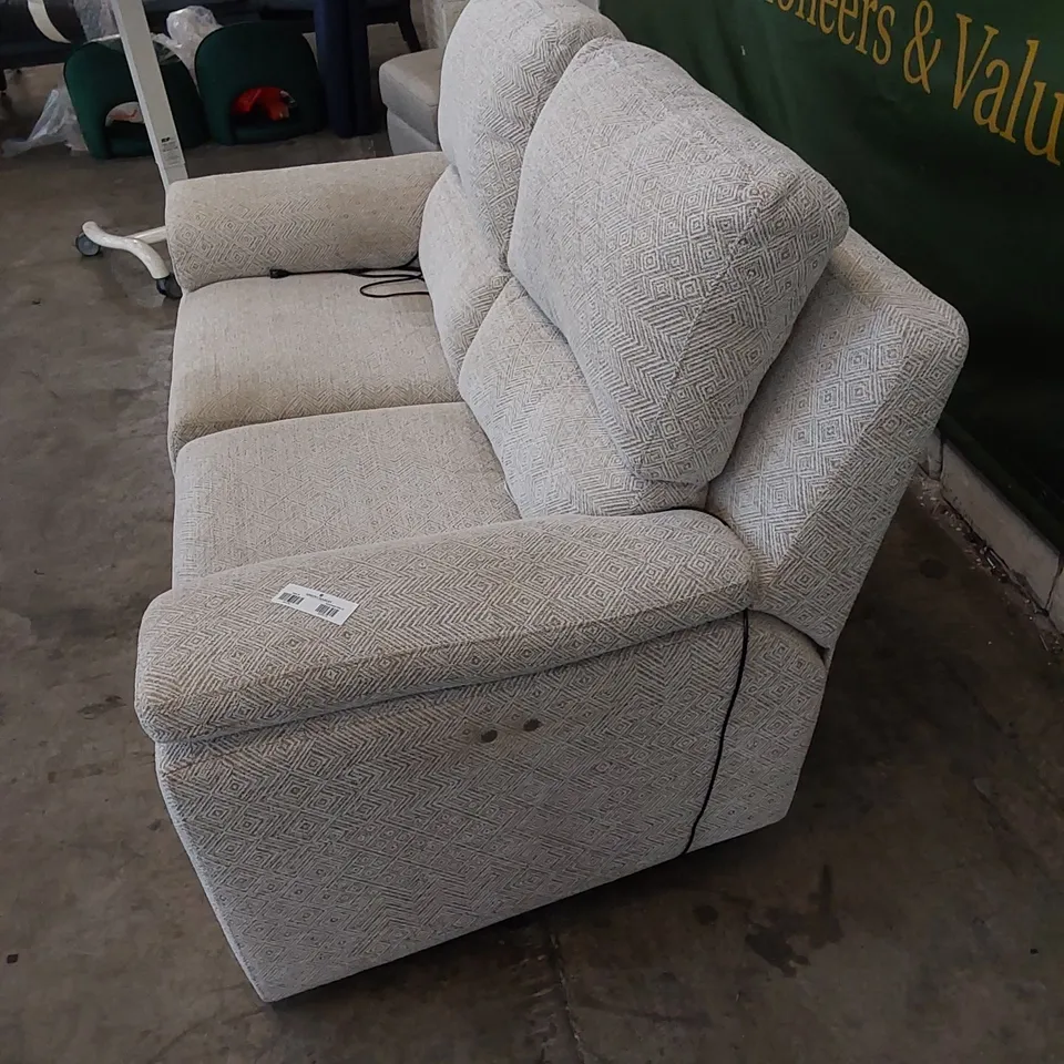 QUALITY G PLAN DESIGNER TAYLOR 2 SEATER ELECTRIC RECLINER SOFA IN NEBULAR PEBBLE FABRIC