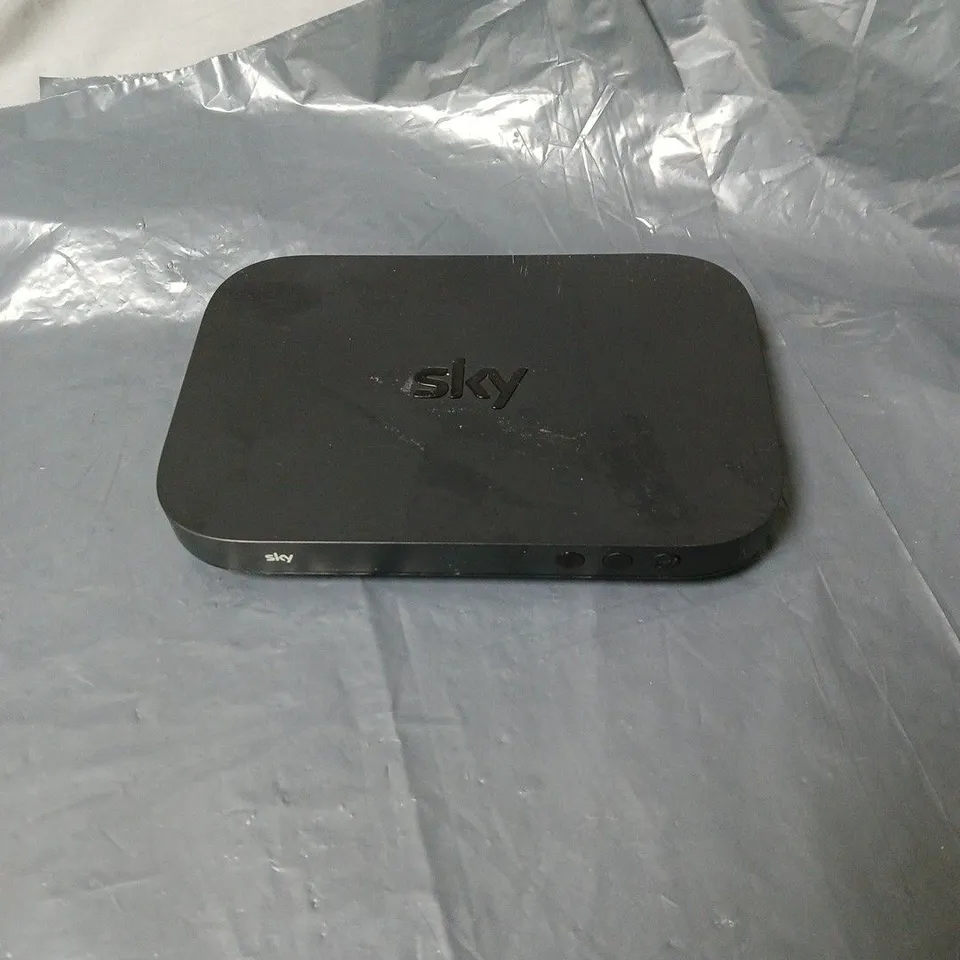 SKY SET-TOP BOX – BLACK SKY RECEIVER