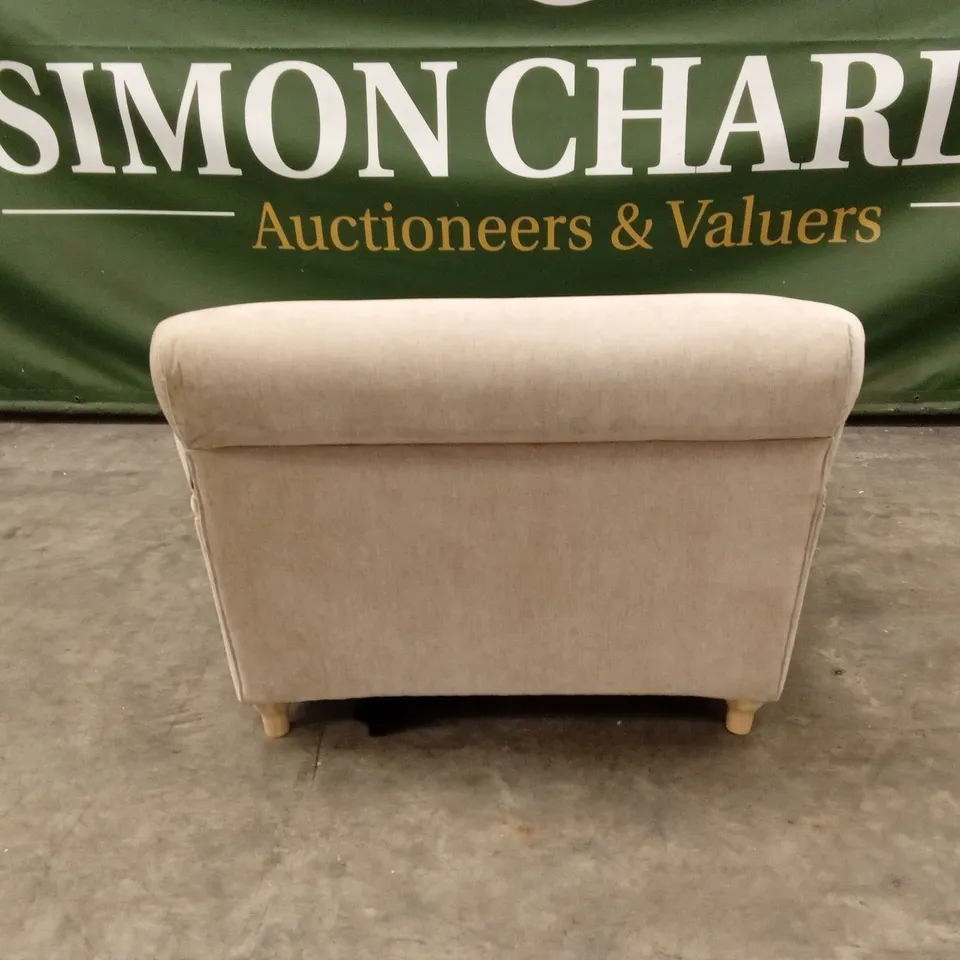 LPD HOME PLUMPTON CHAIR, SAHARA CHENILLE FABRIC