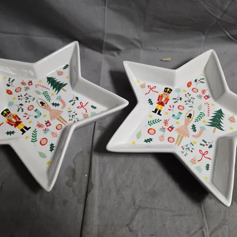 2 X NUTCRACKER DESIGN LARGE STAR SNACK BOWLS