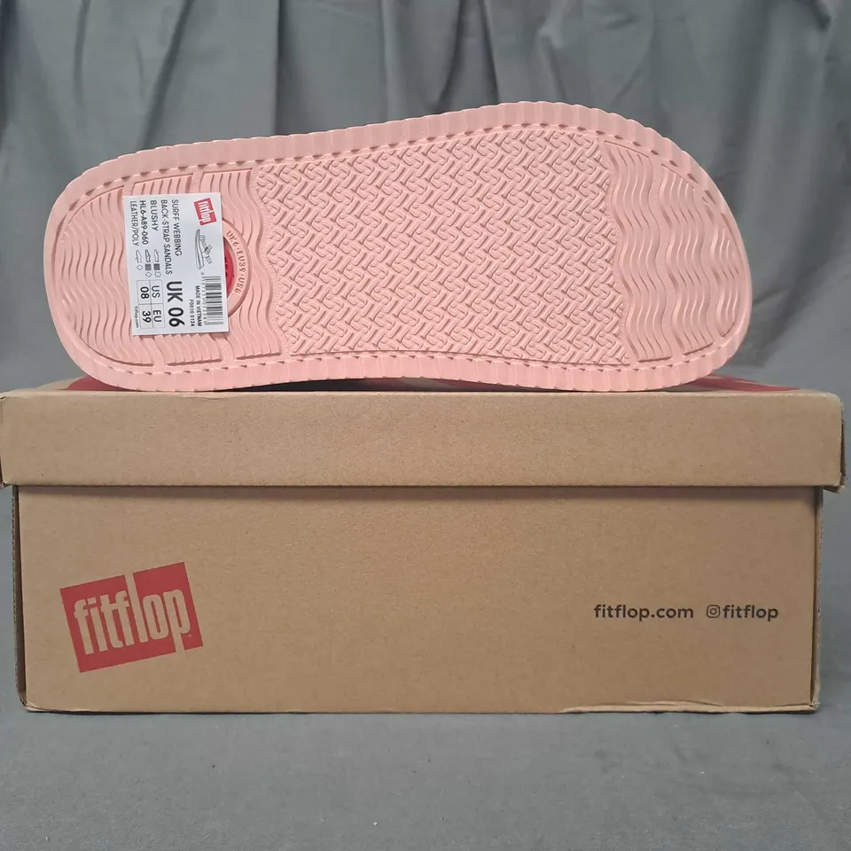 BOXED PAIR OF FITFLOP OPEN TOE BACK-STRAP SANDALS IN PINK UK SIZE 6