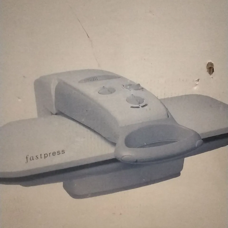 BOXED FAST PRESS IRONING PRESS