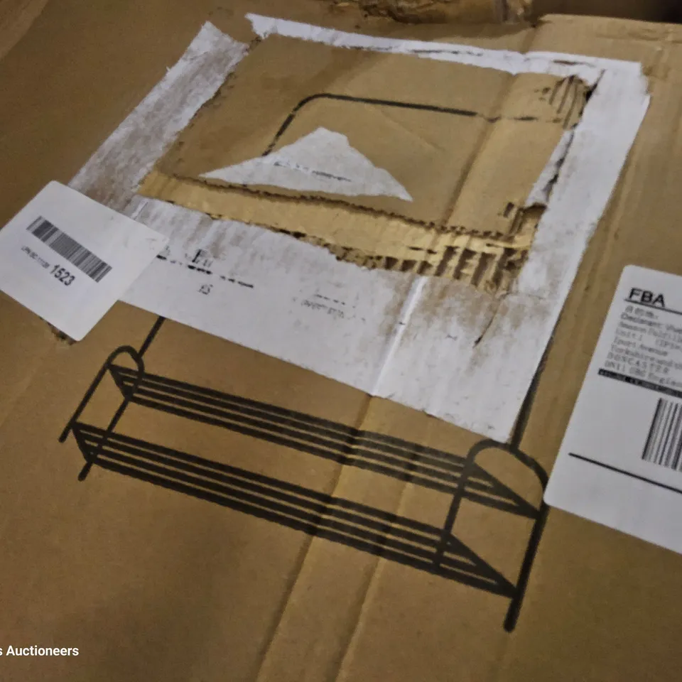 PALLET OF ASSORTED ITEMS TO INCLUDE, SHIRT PRINTING PRESS, TABLE TENNIS TABLE, ROLLER BLINDS, CLOTHES RACK WITH SHELF WHITE.