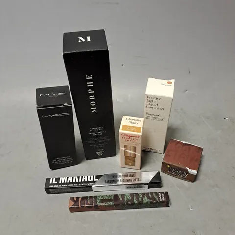 LOT OF APPROX 7 ASSORTED COSMETIC PRODUCTS TO INCLUDE - MAC FOUNDATION IN NC15 - CHARLOTTE TILBURY HOLLY WOOD FLAWLESS FILTER IN 6.5 DEEP - MADE BY MITCHELL SMOOTHIE STAIN - ETC