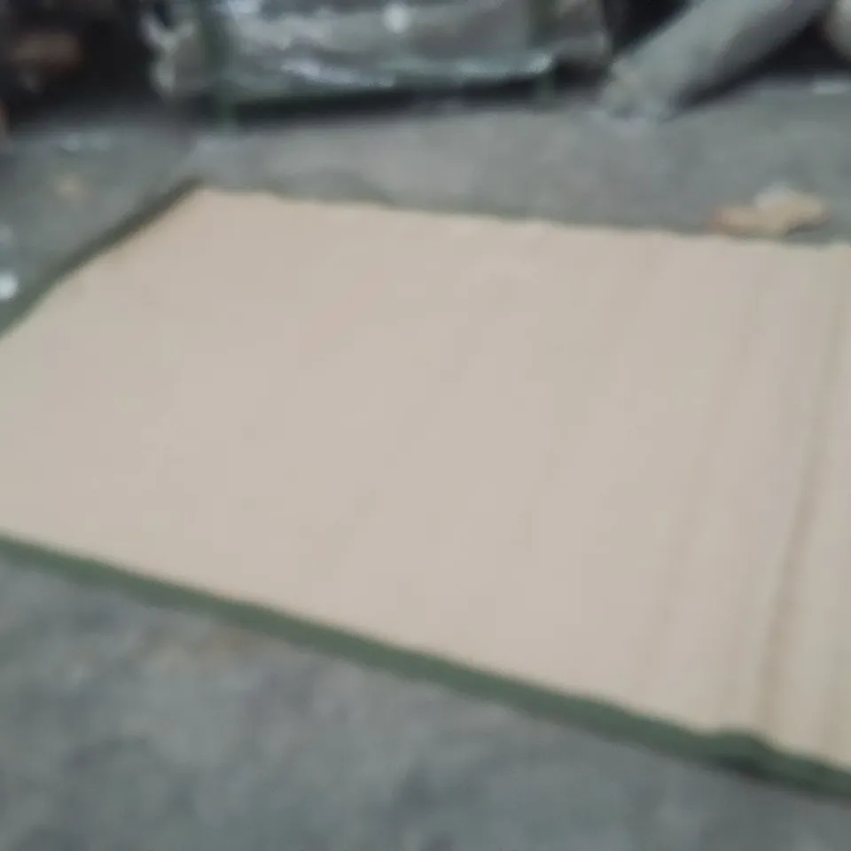QUALITY DESIGNER AREA RUG - APPROXIMATELY 220X160CM