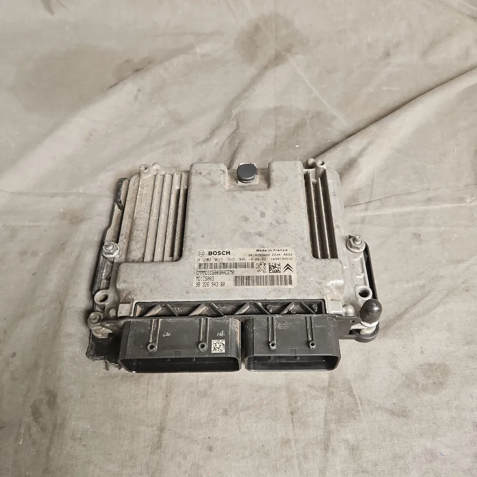 BOSCH ENGINE CONTROL UNIT