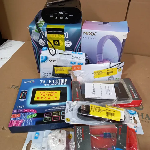 LOT OF APPROX. 10 X ITEMS TO INCLUDE MIXX OX2 WIRELESS HEADPHONES, BLACKWEB POWER BANK PORTABLE CHARGER, JUICE DISCO WIRELESS SPEAKER, ETC.