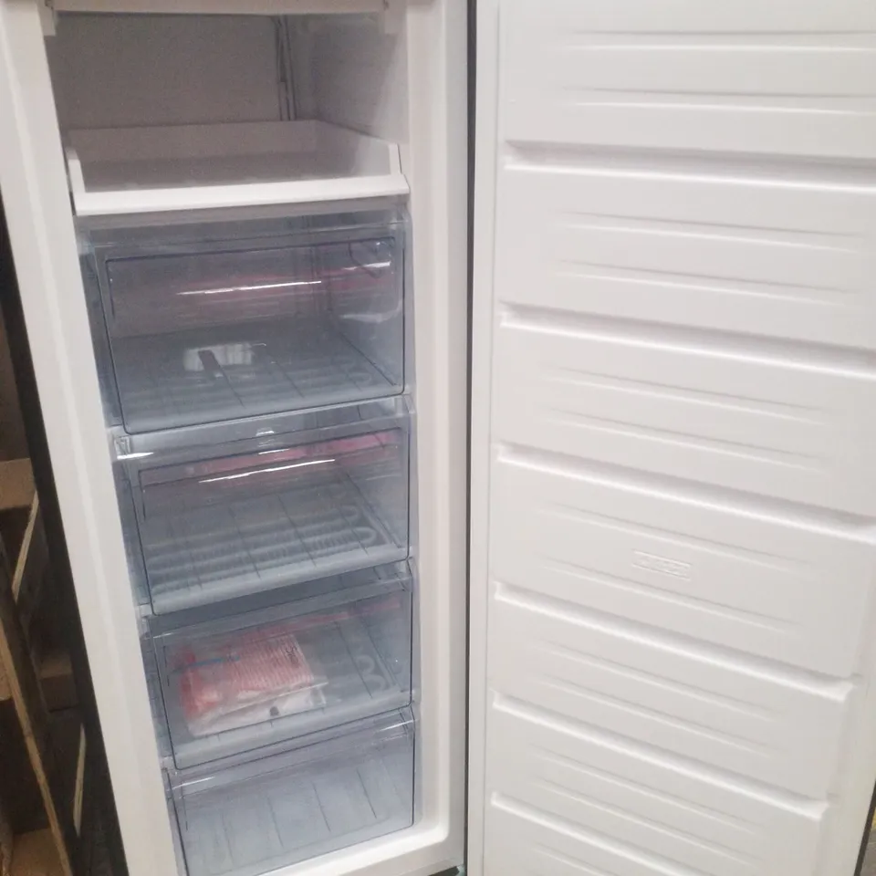SWAN SR15671B 143CM HIGH, 55CM WIDE TALL FREEZER - BLACK