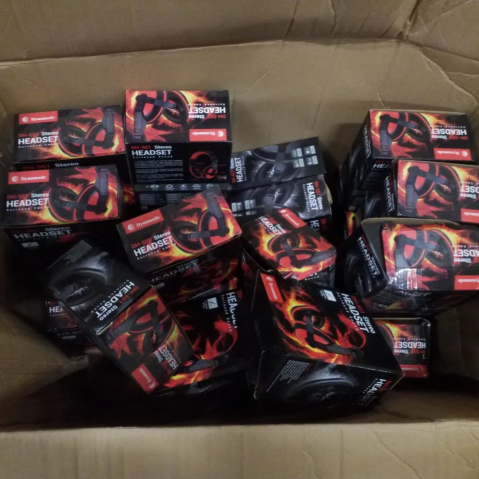 PALLET CONTAINING LARGE QUANTITY OF ASSORTED HEADSETS