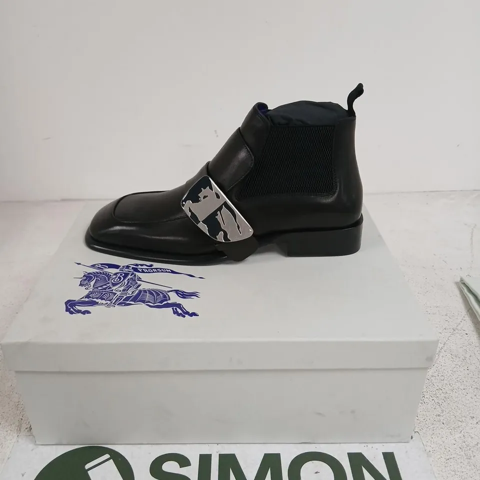 BURBERRY BLACK LEATHER BOOT ON LEATHER SOLE, UK 9 (EU 43) – DUST BAG & BOX