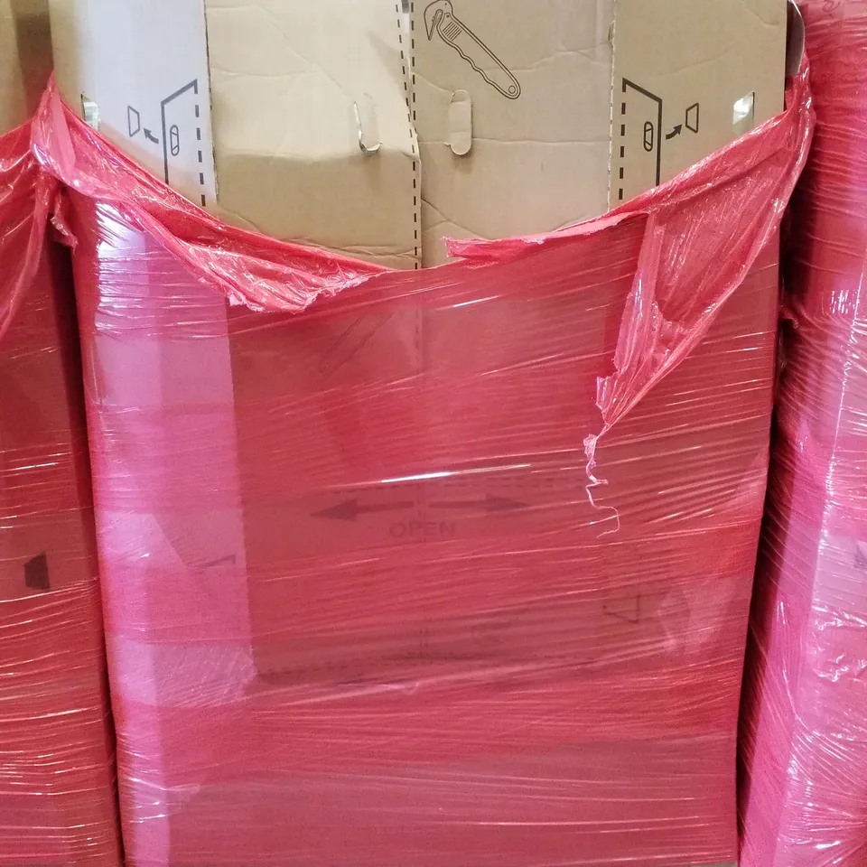 PALLET CONTAINING ASSORTED PRODUCTS INCLUDING CHAIR MAT, TOILET SAFETY RAILS, TRUNKI KIDS SUITCASE, MAGNETIC MEMO BOARD, DOOR MAT