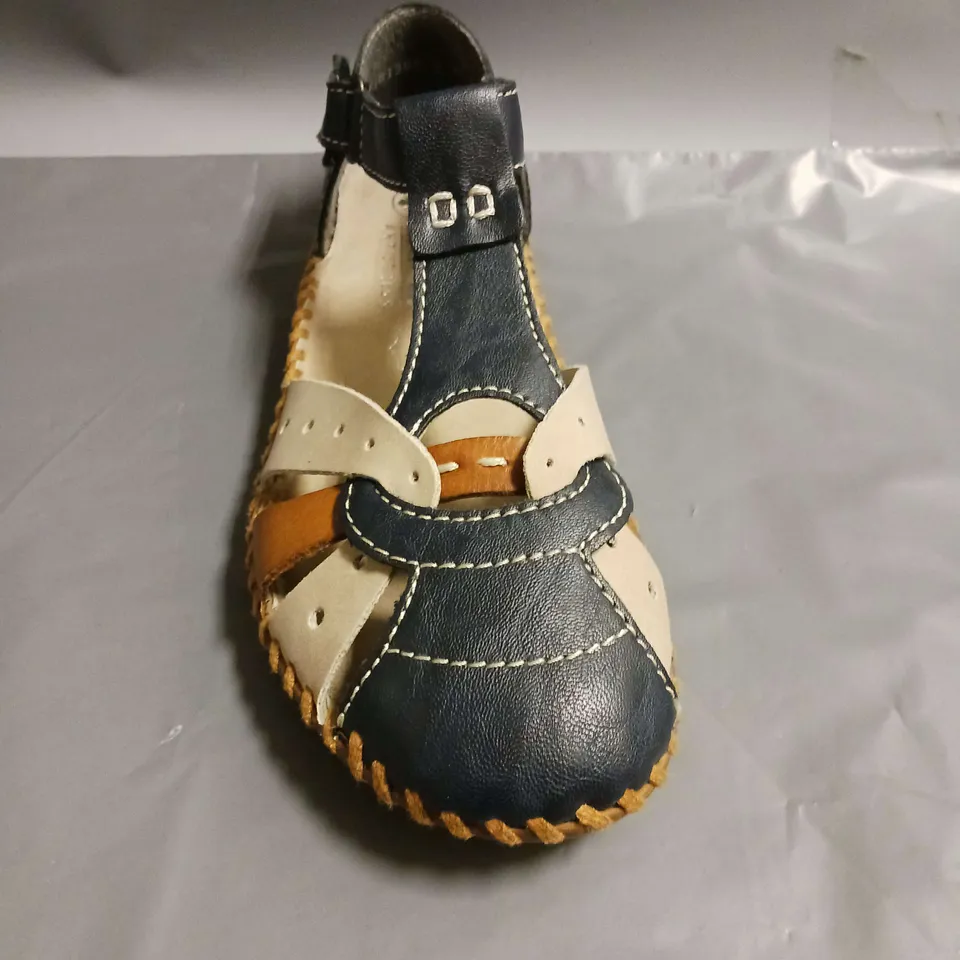 RIEKER ANTISTRESS CLOSED TOE SANDALS SIZE EU 38