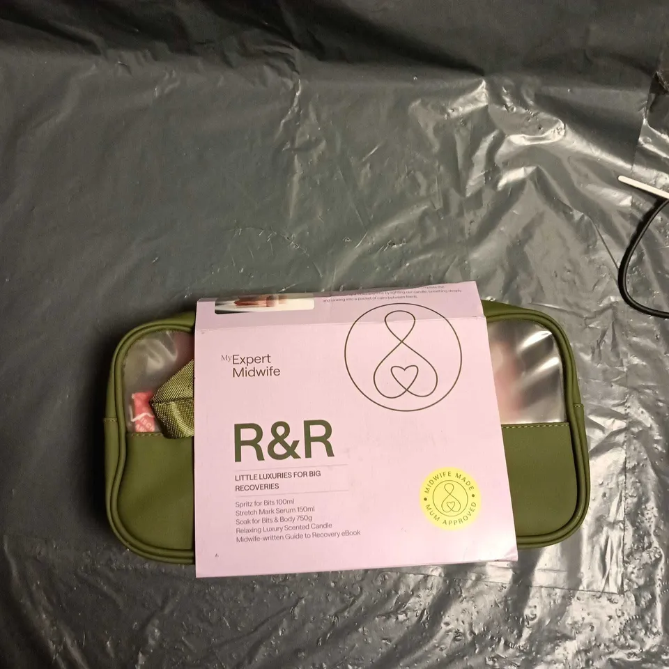 MY EXPERT MIDWIFE R&R LITTLE LUXURIES FOR BIG RECOVERIES SET – SOAK, SPRITZ, SERUM & CANDLE (EBOOK)