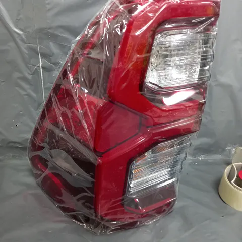 TOYOTA HILUX OTOZUM LEFT SIDE REAR TAIL LIGHT