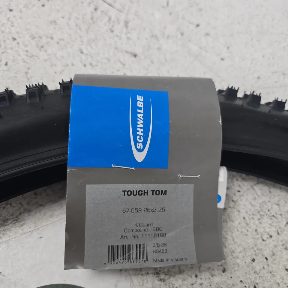 SCHWALBE TOUGH TOM MOUNTAIN BIKE TYRE 26 X 2.25 (57-559) – K-GUARD