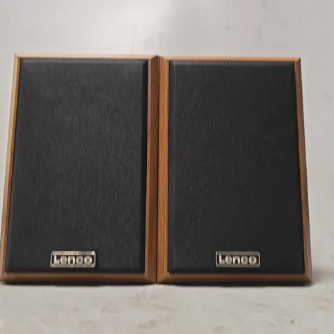 PAIR OF LENCO WOODEN SPEAKERS IN BROWN