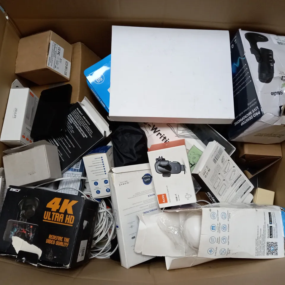 BOX OF APPROX 20 ASSORTED ITEMS TO INCLUDE - AUCKLY PHONE HOLDER - AQARA WIRELESS MINI SWITCH - IPAD PRO 11 ECT 