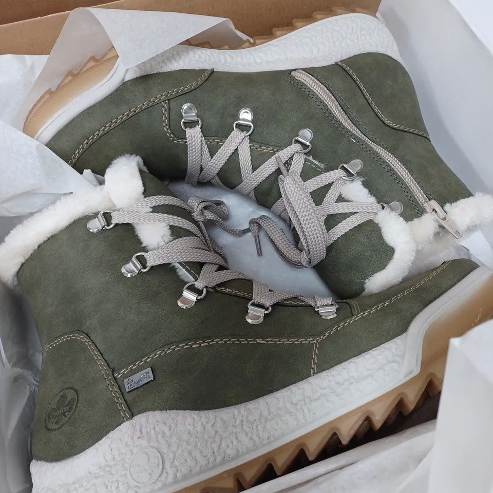 BOXED RIEKER WATER RESISTANT WARM LINED HIKING LACE UP BOOTS, KHAKI - SIZE 6.5