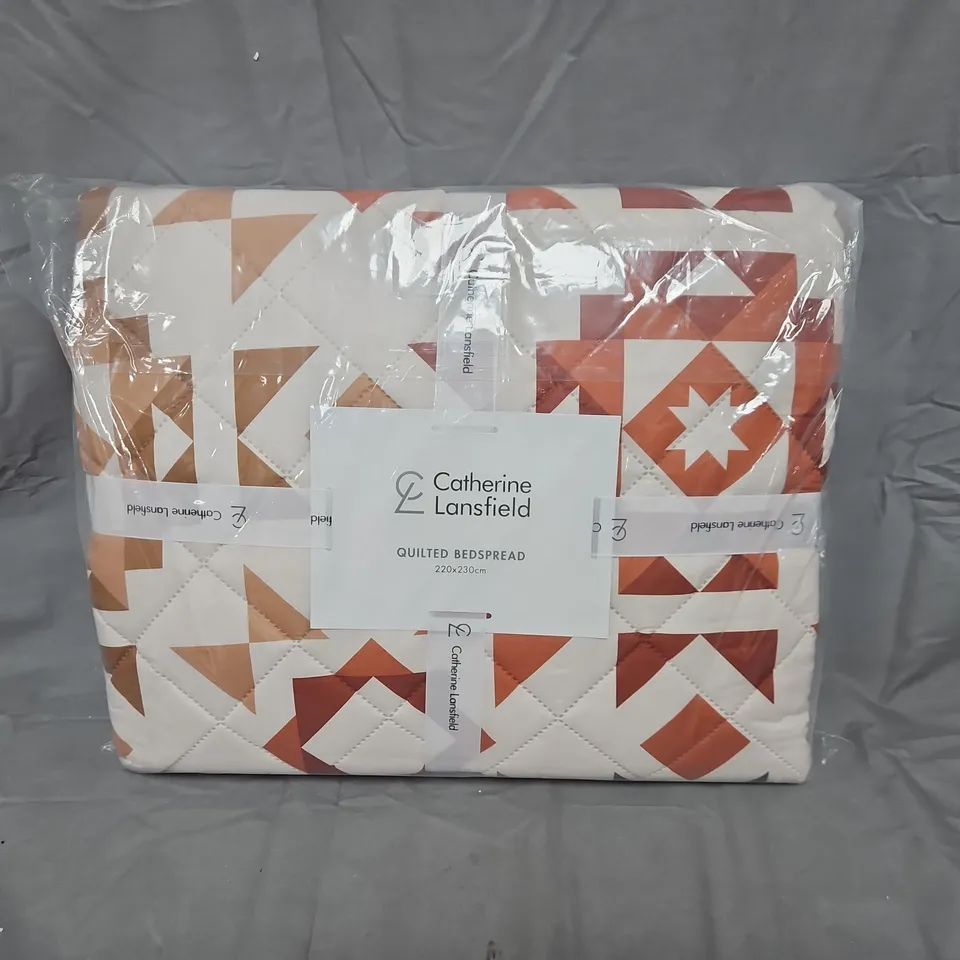 CATHERINE LANSFIELD QUILTED BEDSPREAD – 220X230 CM – IN PACKAGING