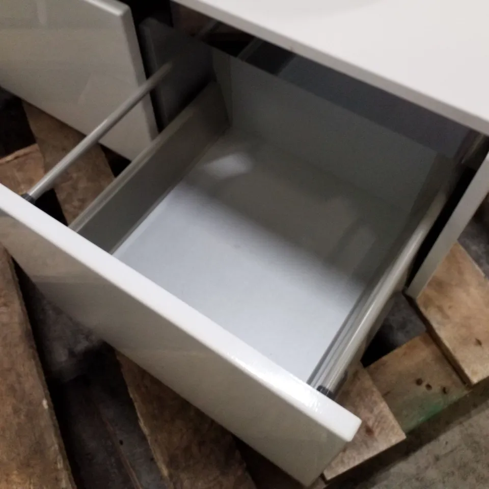BRAND NEW WHITE WALL HUNG VANITY UNIT WITH BOWL BASIN 101×47×33CM