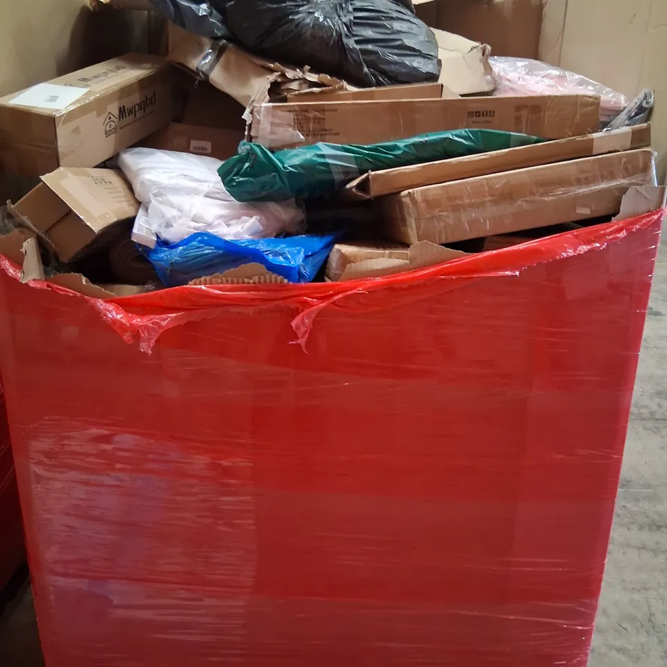 PALLET CONSISTING OF A LARGE QUANTITY OF ASSORTED HOUSEHOLD AND ELECTRICAL PRODUCTS AND ACCESSORIES TO INCLUDE;