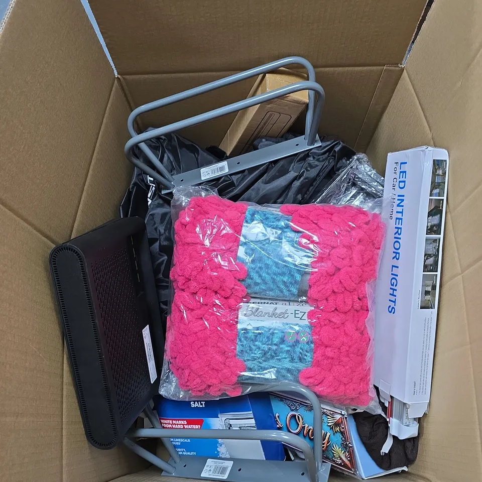 BOX OF APPROXIMATELY 18 ASSORTED HOUSEHOLD ITEMS INCLUDING SKY BUSINESS HUB , LED INTERIOR LIGHTS FOR CAR OR HOME AND BERNAT ALIZE BLANKET 