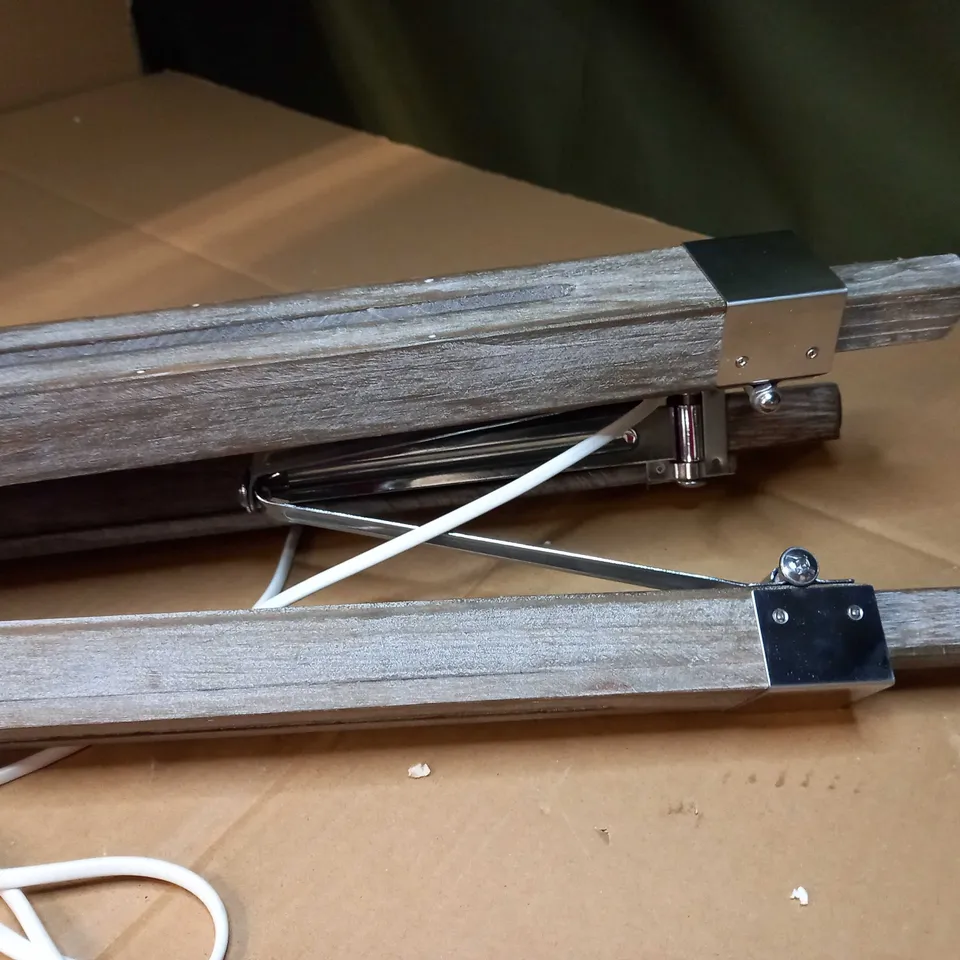DESIGNER WOOD/CHROME TRIPOD LAMP