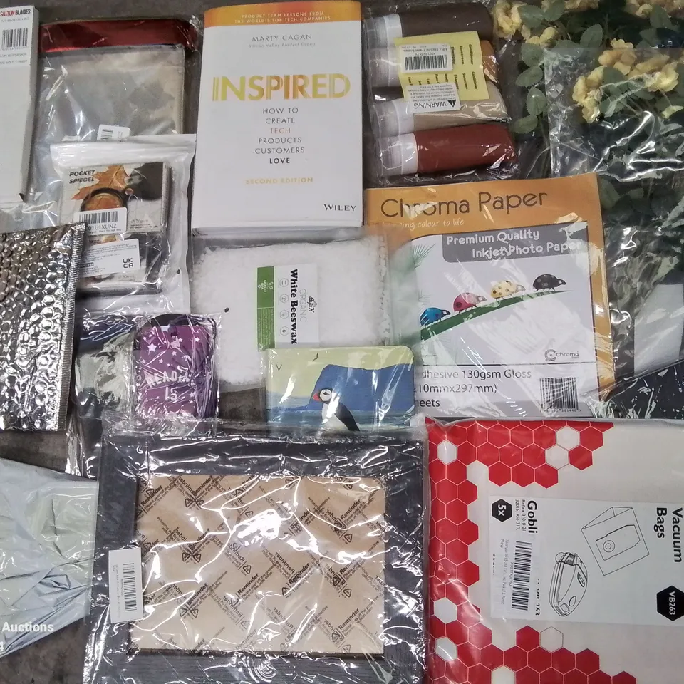 LOT OF APPROXIMATELY 50 BRAND NEW HOMEWARE ITEMS TO INCLUDE V-BELTS, CLEANING BRUSHES AND HAMPER CELLOPHANE