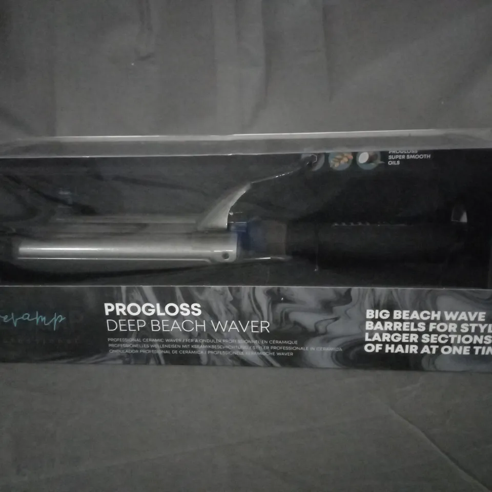 BOXED REVAMP PROGLOSS DEEP BEACH WAVER 
