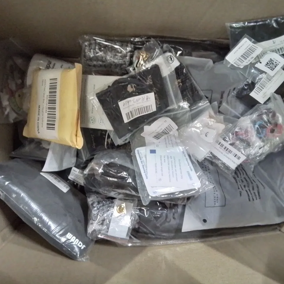 BOX CONTAINING LARGE AMOUNT OF FASHION ITEMS, CLOTHING, SILVER PLATE/STERLING SILVER DRESS UP/COSTUME JEWELLERY ETC.