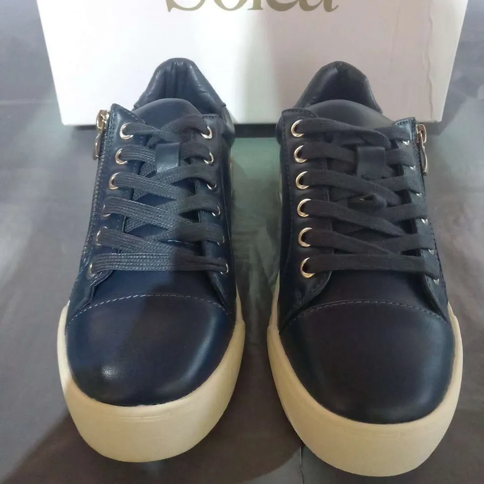 BOXED SOLEA MAEVA NAVY SYNTHETIC SNEAKERS SIZE 37