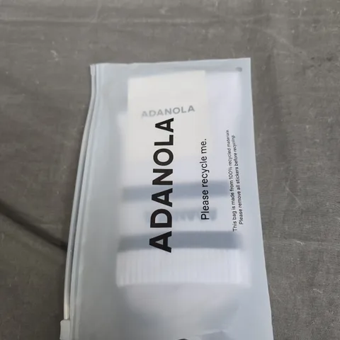 ADANOLA CREW SOCKS - X1