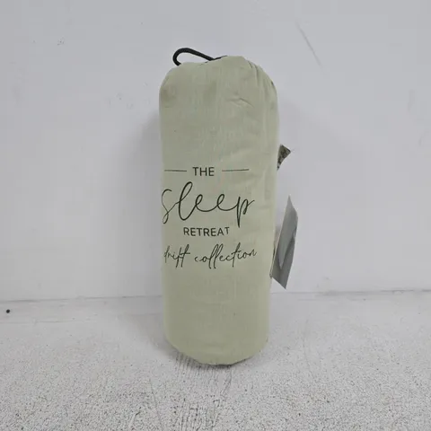 DRIFT COLLECTION THE SLEEP RETREAT FIJI SAGE WITH FOREST EDGE DUVET SET KING SIZE