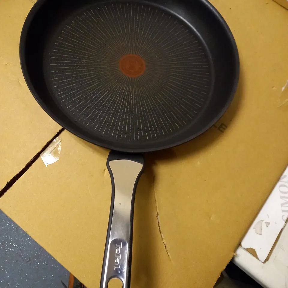 TEFAL G25908AZ UNLIMITED ON NON-STICK FRYING PAN