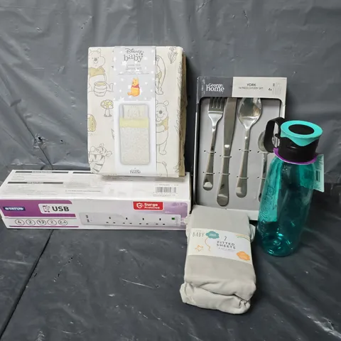 APPROXIMATELY 20 ASSORTED HOMEWARE ITEMS TO INCLUDE BABY FITTED SHEETS, WINNIE THE POOH DUVET SET, CUTLERY SET, ETC - COLLECTION ONLY
