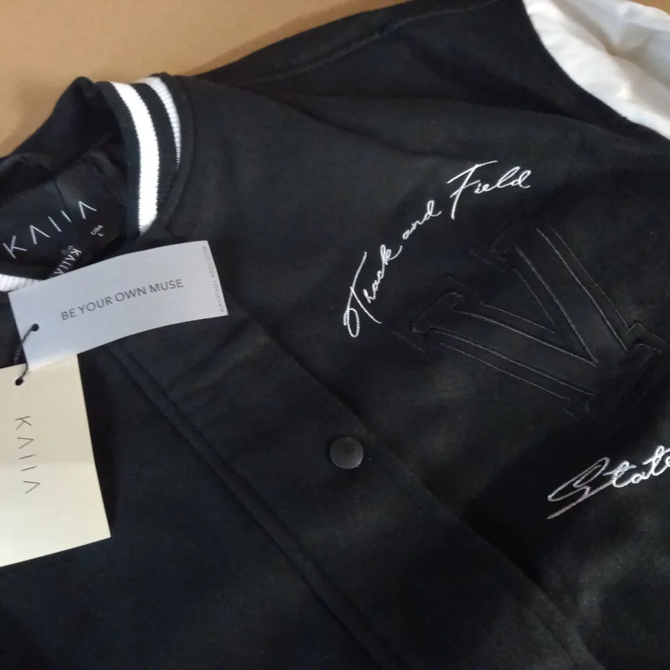KAIIA OVERSIZED VARSITY JACKET IN BLACK - L