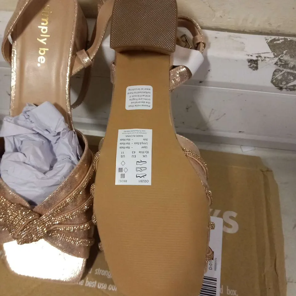 BOXED SIMPLYBE ROSE GOLD HEELS SIZE 9