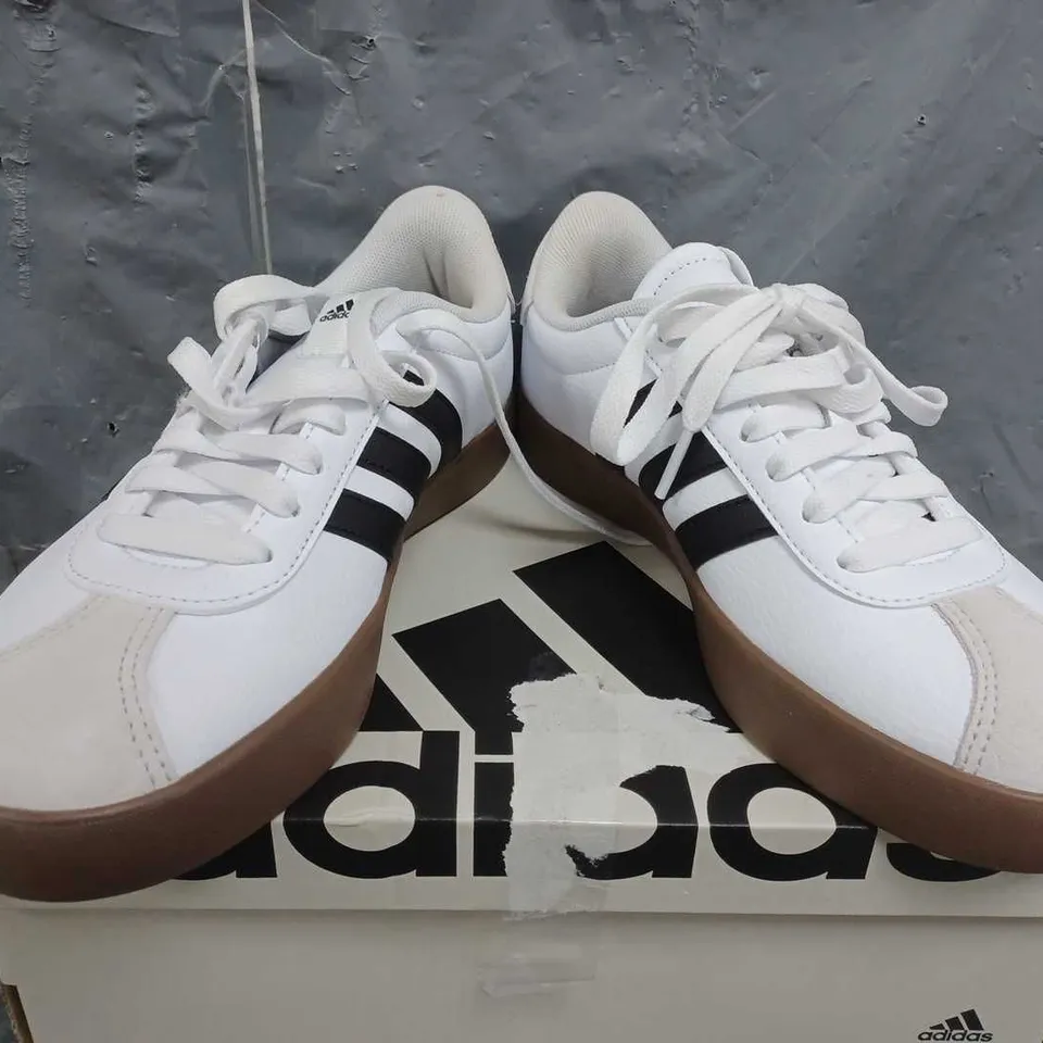 BOXED ADIDAS SPORTSWEAR WOMENS VL COURT 3.0 TRAINERS - WHITE/BLACK - UK 5