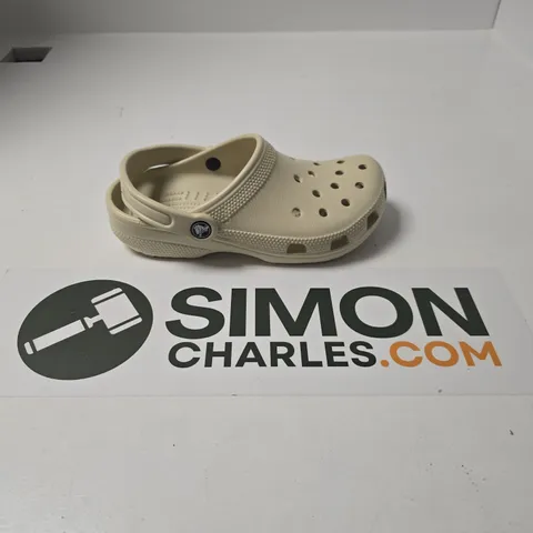 UNBOXED PAIR OF CROCS CLASSIC CLOGS IN BONE - UK J3