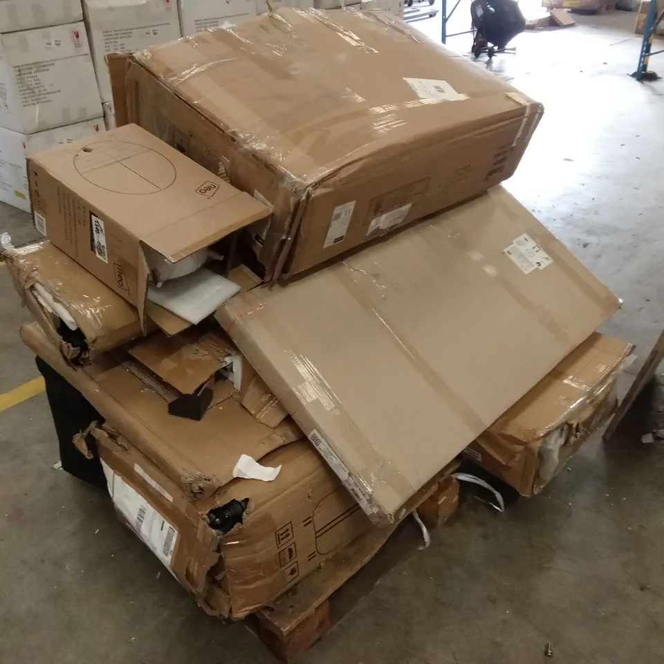 PALLET OF ASSORTED INCOMPLETE DESIGNER FURNITURE PARTS 