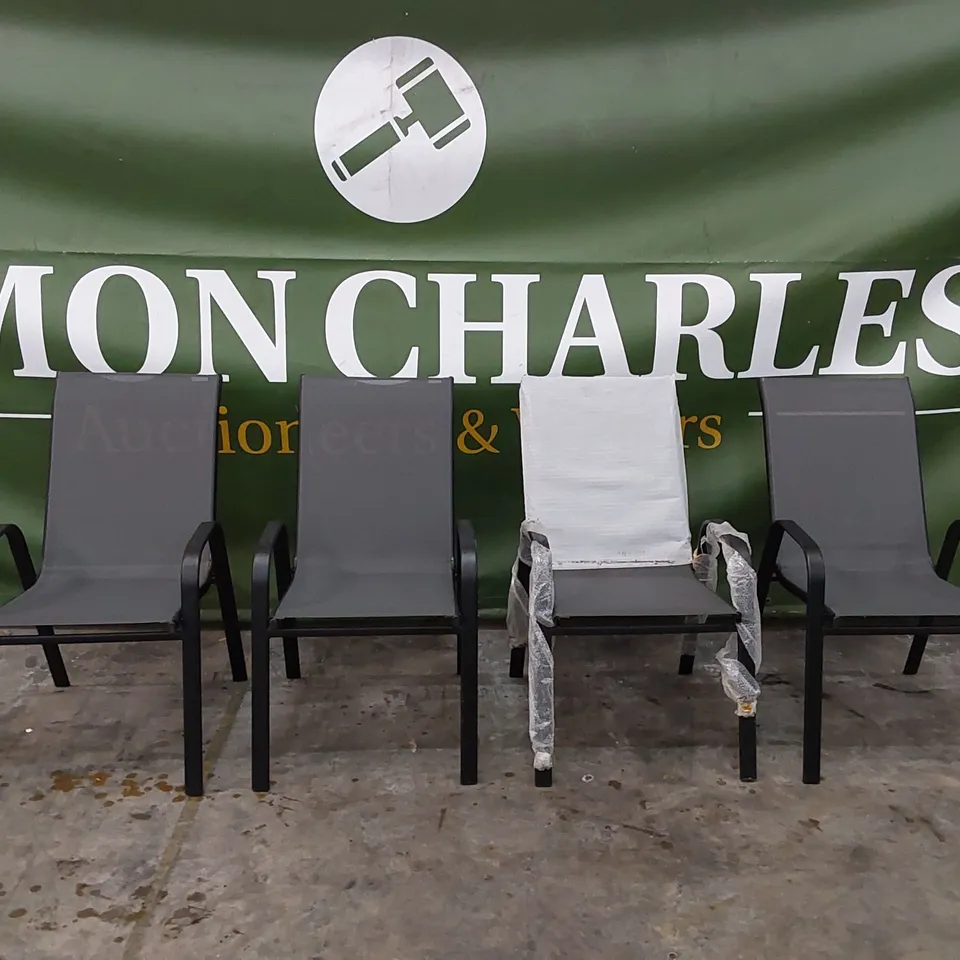 4X OUTDOOR GARDEN/PATIO CHAIRS (4 ITEMS)