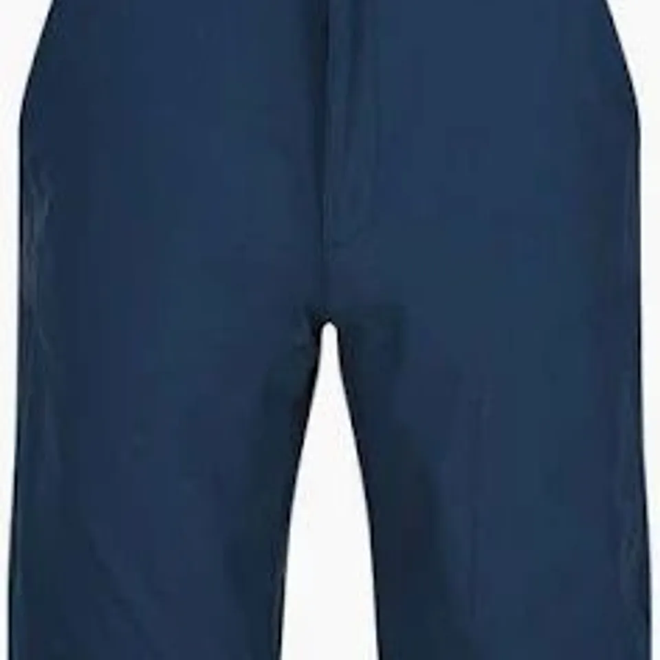 REGATTA MENS HIGHTON LONG WALKING SHORTS, MOONLIGHT DENIM SIZE 30"