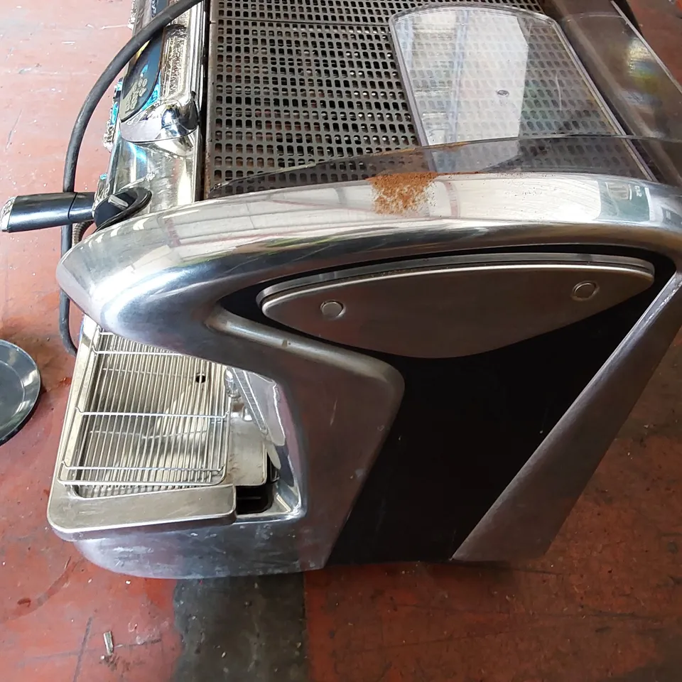 FAEMA EMBLEMA 2 GROUP ESPRESSO MACHINE