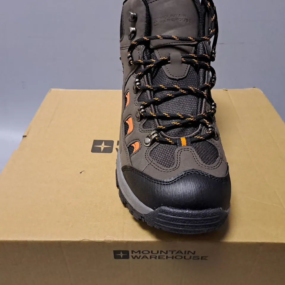 BOXED MOUNTAIN WAREHOUSE ADVENTURER WATERPROOF HIKINH BOOT - UK 8 