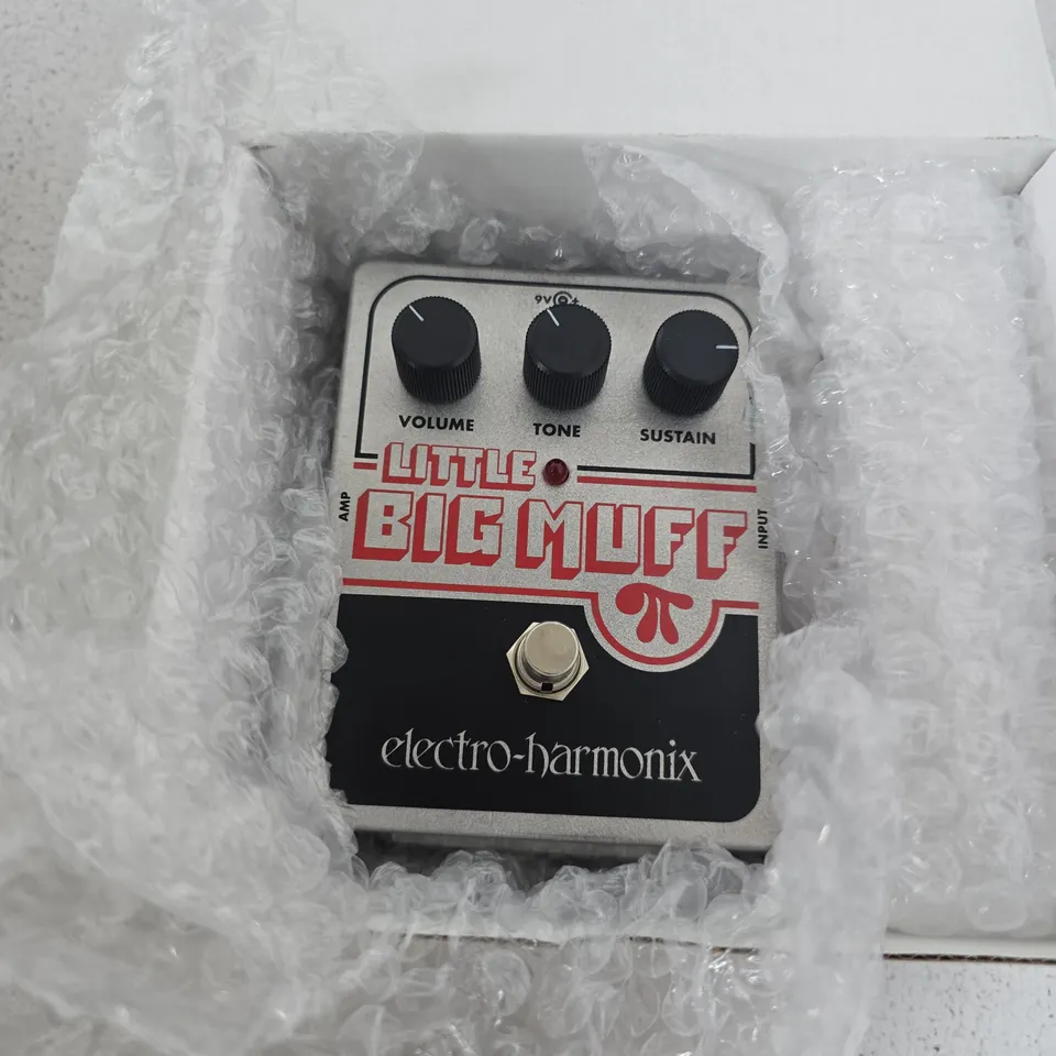 BOXED ELECTRO HARMONIX LITTLE BIG MUFF FUZZ PEDAL